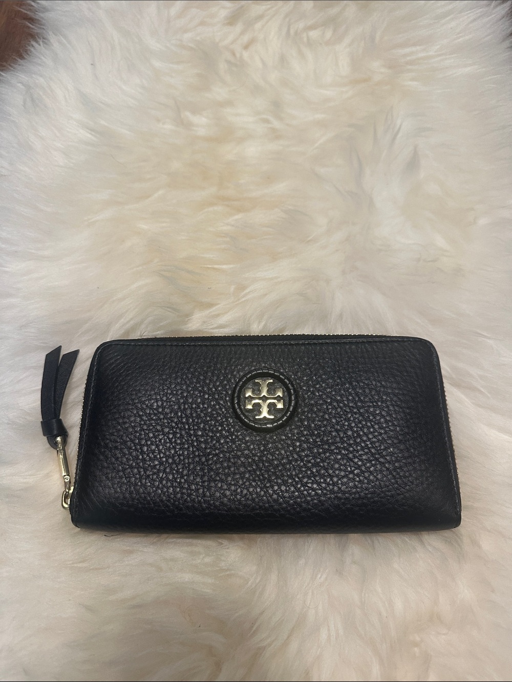 NWOT genuine leather wallet
